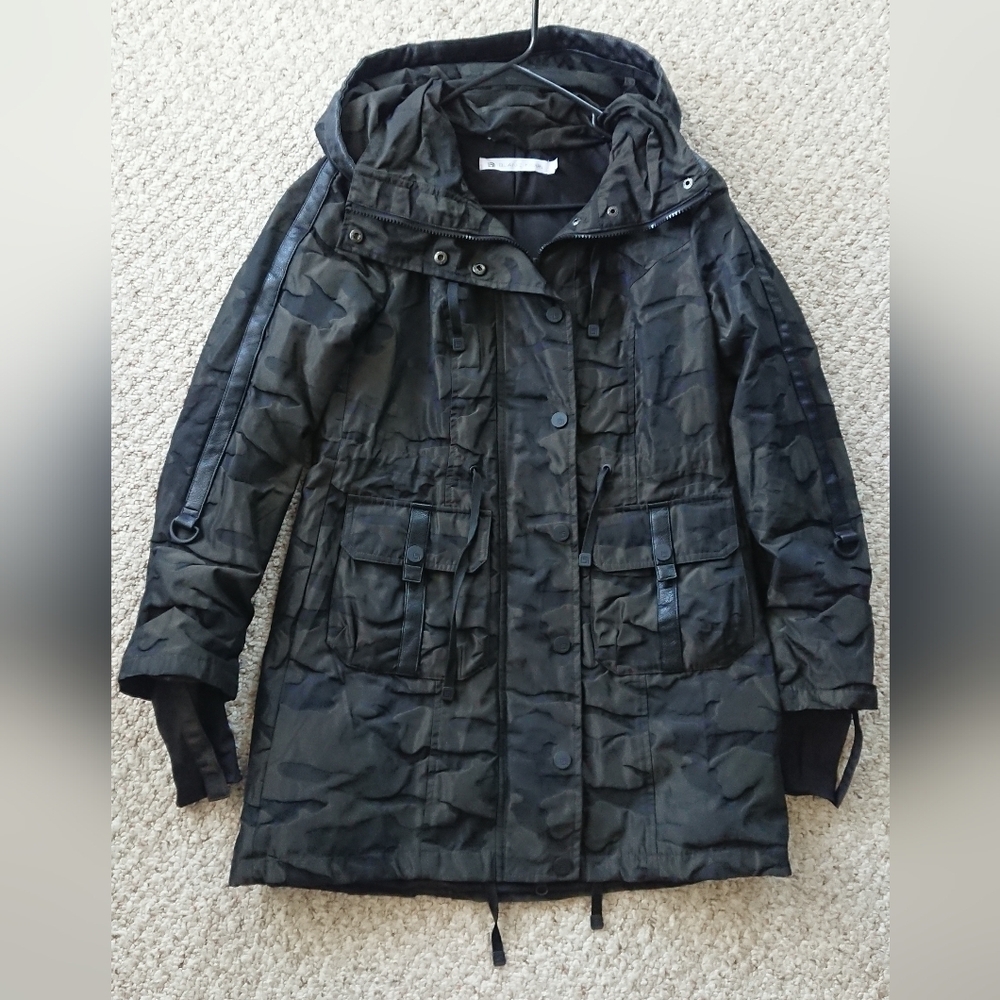 Blanc Noir Explorer Camo Jacquard Anorak - True Camo size XS